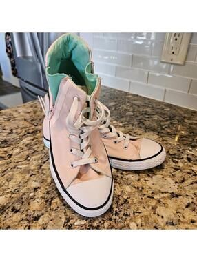 Converse Chuck Taylor Women's 6 Pink Watermelon Zip And Tie